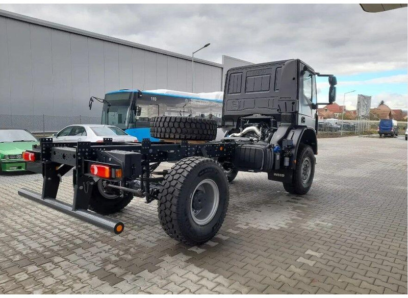 Iveco EuroCargo ML150E28WS - Şasi kamyon: fotoğraf 5 Iveco EuroCargo ML150E28WS - Şasi kamyon: fotoğraf 5