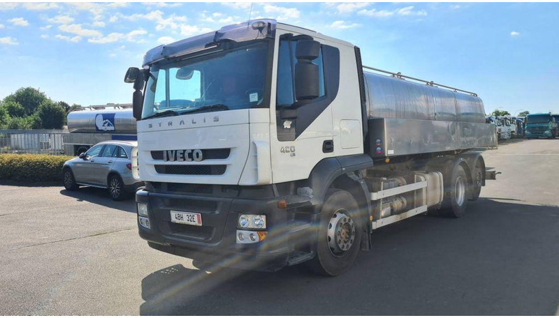 Iveco Stralis 420 6x2 16000 Liter - ohne Saug- und Mes - Tanker kamyon: fotoğraf 1 Iveco Stralis 420 6x2 16000 Liter - ohne Saug- und Mes - Tanker kamyon: fotoğraf 1