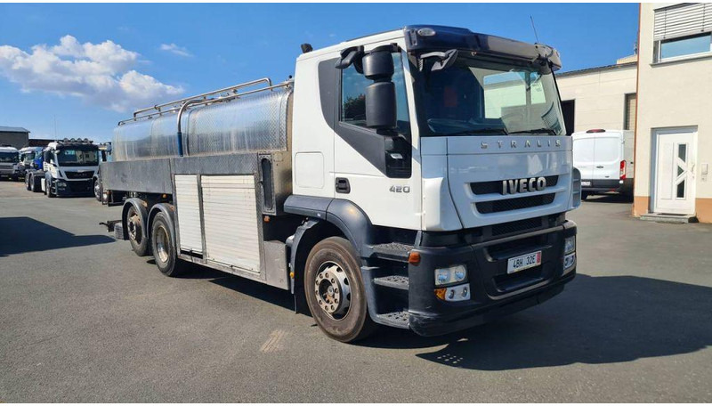 Iveco Stralis 420 6x2 16000 Liter - ohne Saug- und Mes - Tanker kamyon: fotoğraf 3 Iveco Stralis 420 6x2 16000 Liter - ohne Saug- und Mes - Tanker kamyon: fotoğraf 3