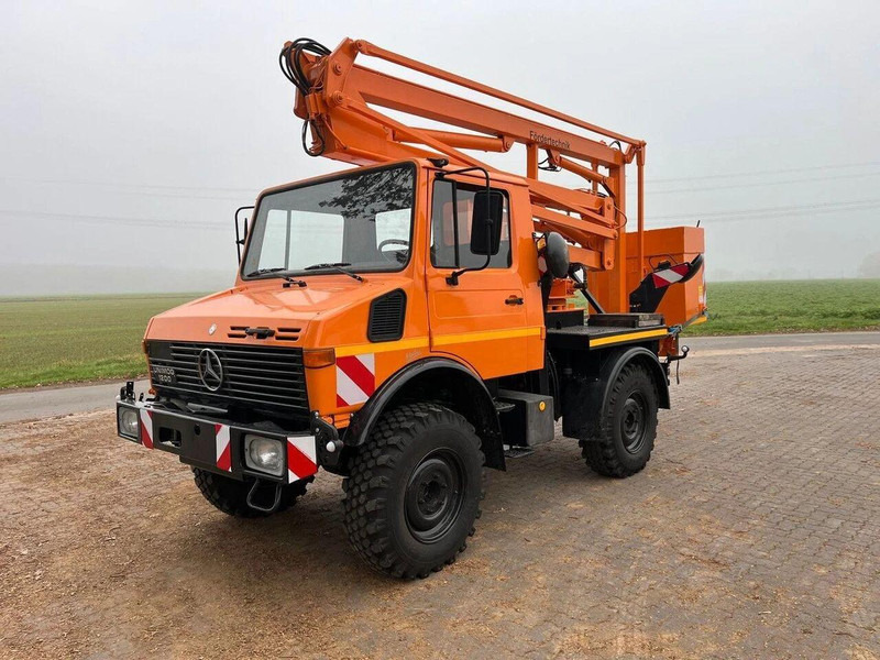 Mercedes-Benz Unimog 1200 4x4 - Lifting basket - Kamyon, Vinçli kamyon: fotoğraf 1 Mercedes-Benz Unimog 1200 4x4 - Lifting basket - Kamyon, Vinçli kamyon: fotoğraf 1