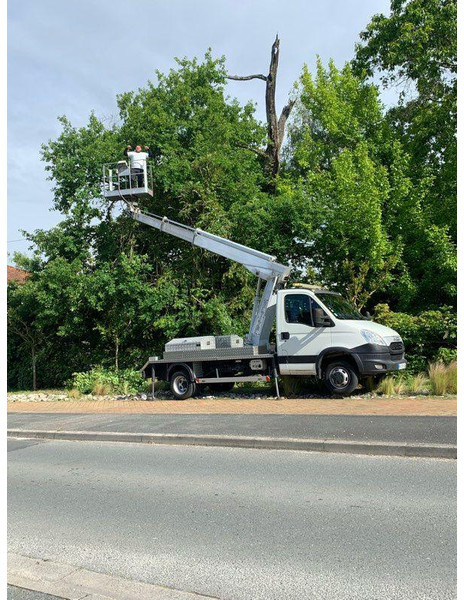 Iveco Lifting basket 16 m - Kamyonet: fotoğraf 3 Iveco Lifting basket 16 m - Kamyonet: fotoğraf 3