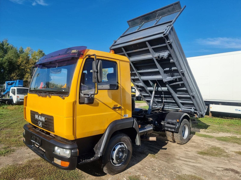 MAN LE 8.180 Meiller Kipper Three-Sided Tipper - 3 old. billencs - T - Damperli kamyon: fotoğraf 3 MAN LE 8.180 Meiller Kipper Three-Sided Tipper - 3 old. billencs - T - Damperli kamyon: fotoğraf 3