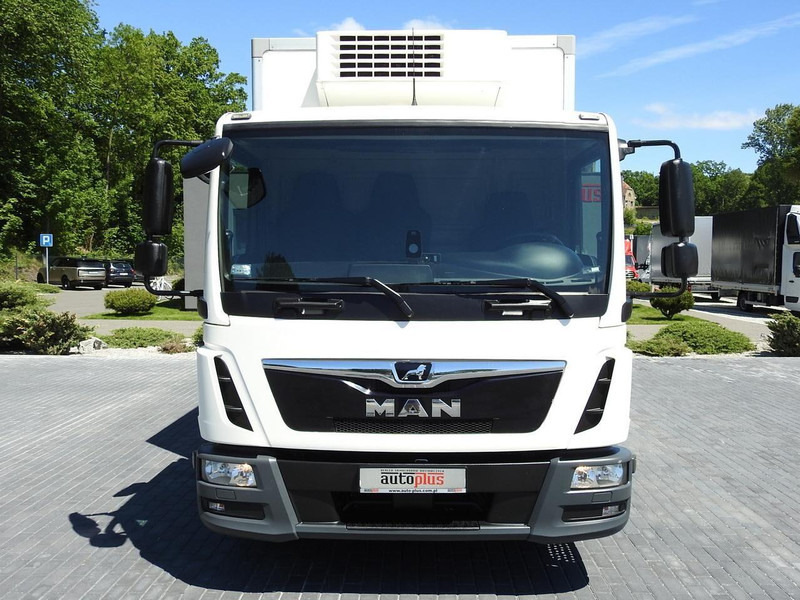 MAN TGL 10.180 KONTENER CHŁODNIA -20*C 11 PALET ZASILANIE 230V KLIMA - Refrijeratör kamyon: fotoğraf 5 MAN TGL 10.180 KONTENER CHŁODNIA -20*C 11 PALET ZASILANIE 230V KLIMA - Refrijeratör kamyon: fotoğraf 5