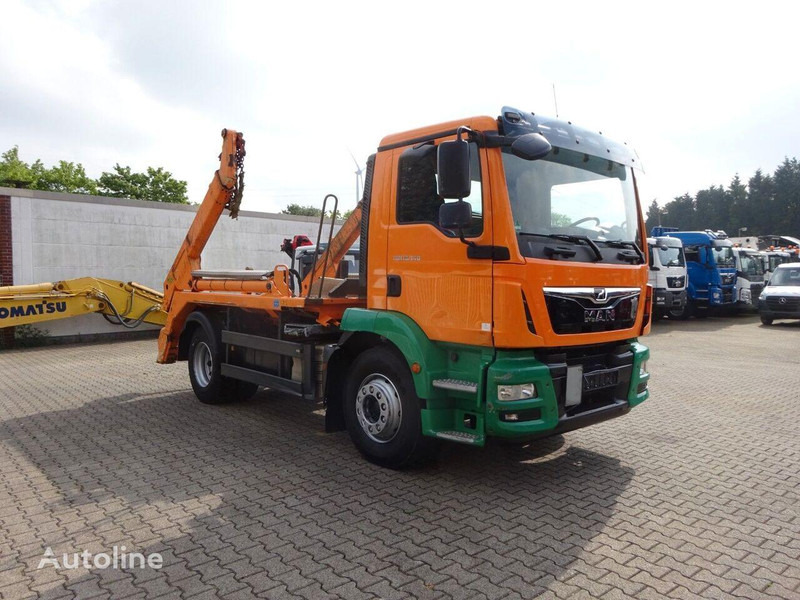 MAN TGM 18.340 - Hidrolift kamyon: fotoğraf 2 MAN TGM 18.340 - Hidrolift kamyon: fotoğraf 2