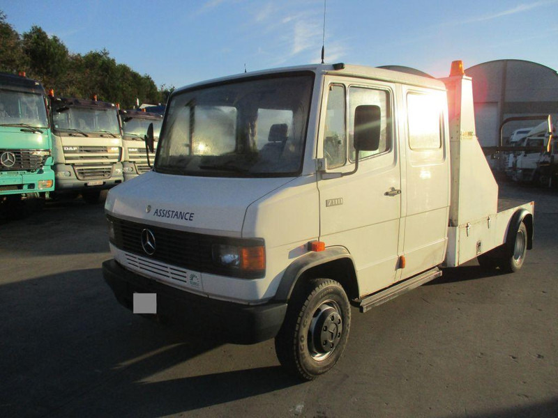 Mercedes-Benz 711D - Doka towing truck - Çekici kamyonu: fotoğraf 1 Mercedes-Benz 711D - Doka towing truck - Çekici kamyonu: fotoğraf 1