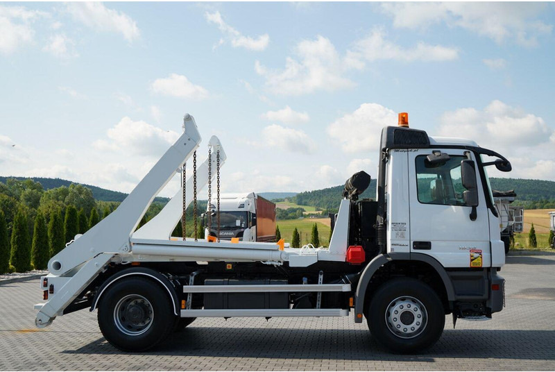 Mercedes-Benz ACTROS  1836 / 4X2 / BRAMOWIEC / PALFINGER M12T / EURO 6 / SPROW - Hidrolift kamyon: fotoğraf 5 Mercedes-Benz ACTROS  1836 / 4X2 / BRAMOWIEC / PALFINGER M12T / EURO 6 / SPROW - Hidrolift kamyon: fotoğraf 5