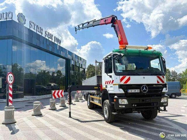 Mercedes-Benz ACTROS 2044A 4x4 Palfinger PK 20002 hds Crane - Sal/ Açık kasa kamyon, Vinçli kamyon: fotoğraf 2 Mercedes-Benz ACTROS 2044A 4x4 Palfinger PK 20002 hds Crane - Sal/ Açık kasa kamyon, Vinçli kamyon: fotoğraf 2