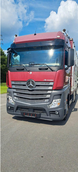 Mercedes-Benz Actros 1851 - Hayvan nakil aracı kamyon: fotoğraf 3 Mercedes-Benz Actros 1851 - Hayvan nakil aracı kamyon: fotoğraf 3