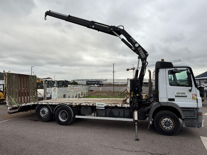 Mercedes-Benz Actros 2532 - Çekici kamyonu: fotoğraf 3 Mercedes-Benz Actros 2532 - Çekici kamyonu: fotoğraf 3