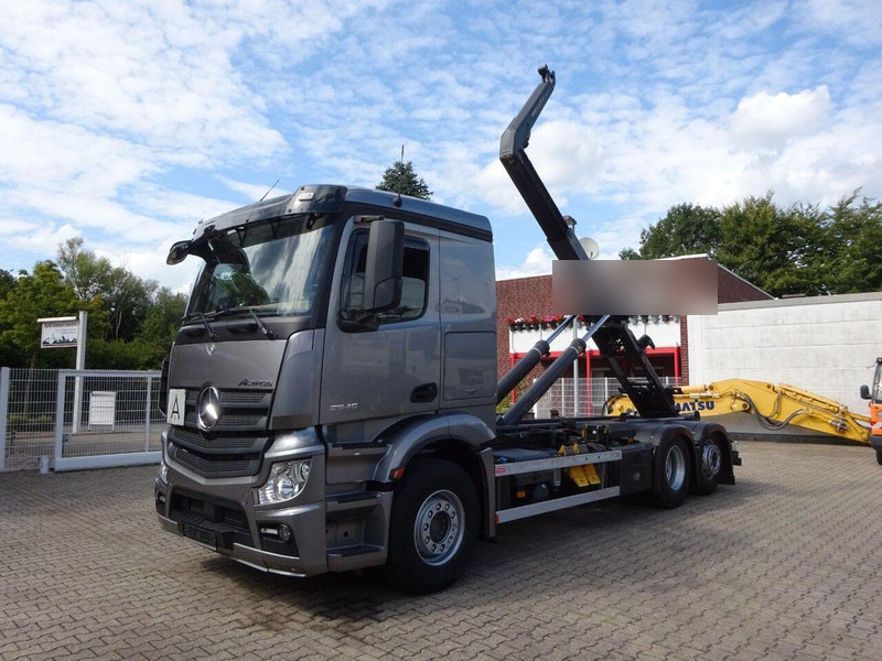 Mercedes-Benz Actros 2545 Hook lift truck 6x2 - Kancalı yükleyici kamyon, Vinçli kamyon: fotoğraf 2 Mercedes-Benz Actros 2545 Hook lift truck 6x2 - Kancalı yükleyici kamyon, Vinçli kamyon: fotoğraf 2