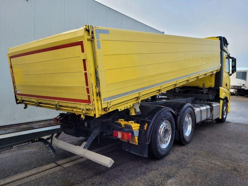 Mercedes-Benz Actros 2551 - Damperli kamyon: fotoğraf 3 Mercedes-Benz Actros 2551 - Damperli kamyon: fotoğraf 3