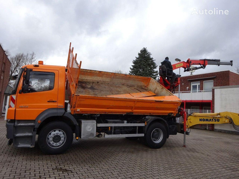 Mercedes-Benz Axor 1833 - 2 way tipper+crane - Damperli kamyon, Vinçli kamyon: fotoğraf 3 Mercedes-Benz Axor 1833 - 2 way tipper+crane - Damperli kamyon, Vinçli kamyon: fotoğraf 3