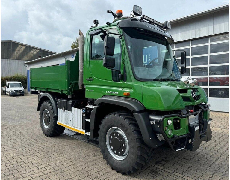 Mercedes-Benz Unimog U430 4x4 Tipper - Damperli kamyon: fotoğraf 3 Mercedes-Benz Unimog U430 4x4 Tipper - Damperli kamyon: fotoğraf 3