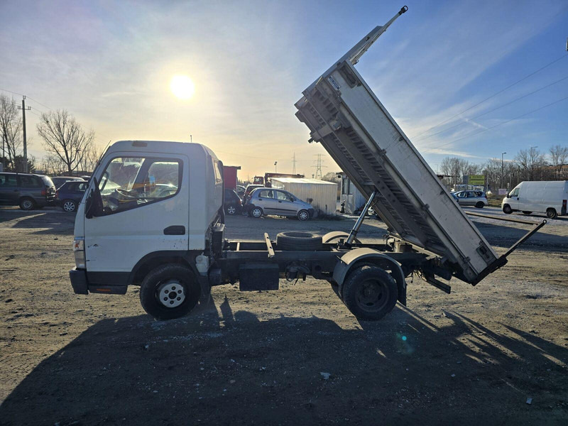 Mitsubishi Canter Fuso 3,0 d - 3 sided Tipper - Damperli kamyonet: fotoğraf 5 Mitsubishi Canter Fuso 3,0 d - 3 sided Tipper - Damperli kamyonet: fotoğraf 5