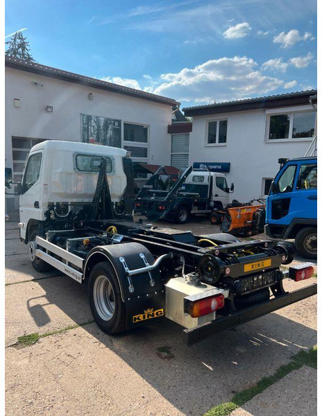 Mitsubishi Fuso Canter 6S15 - Kancalı yükleyici kamyon: fotoğraf 4 Mitsubishi Fuso Canter 6S15 - Kancalı yükleyici kamyon: fotoğraf 4