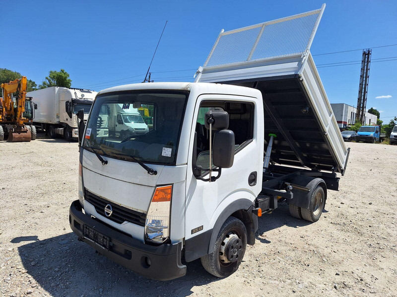 Nissan Cabstar 2,5 TDi - 3 sided Tipper - Damperli kamyonet: fotoğraf 2 Nissan Cabstar 2,5 TDi - 3 sided Tipper - Damperli kamyonet: fotoğraf 2