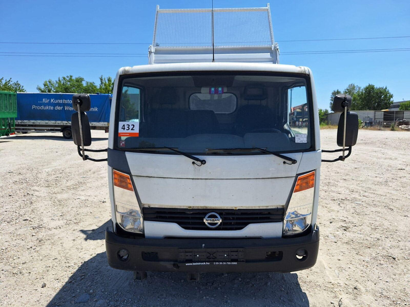 Nissan Cabstar 2,5 TDi - 3 sided Tipper - Damperli kamyonet: fotoğraf 3 Nissan Cabstar 2,5 TDi - 3 sided Tipper - Damperli kamyonet: fotoğraf 3