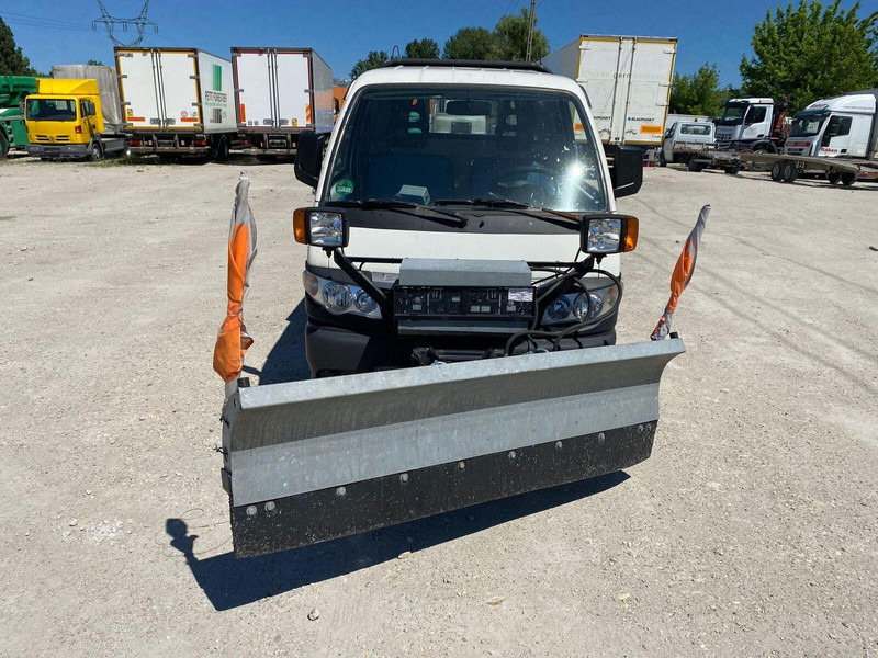 Piaggio Porter 1,2 d Pfau S90 - 4x4 - Tipper - snowplow - Damperli kamyonet: fotoğraf 5 Piaggio Porter 1,2 d Pfau S90 - 4x4 - Tipper - snowplow - Damperli kamyonet: fotoğraf 5