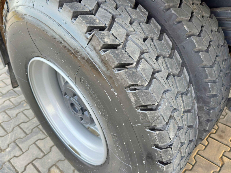 Damperli kamyon, Vinçli kamyon Scania P 400: fotoğraf 14