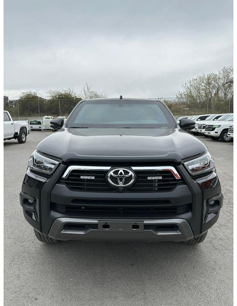 Toyota Hilux Armored SUV - SUV: fotoğraf 3 Toyota Hilux Armored SUV - SUV: fotoğraf 3