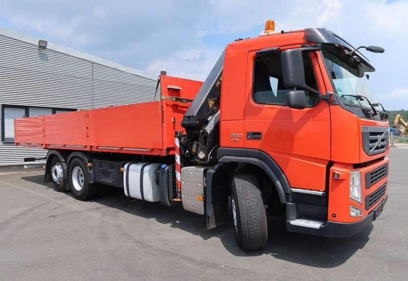 Volvo FM 330 6x2 - Sal/ Açık kasa kamyon, Vinçli kamyon: fotoğraf 1 Volvo FM 330 6x2 - Sal/ Açık kasa kamyon, Vinçli kamyon: fotoğraf 1