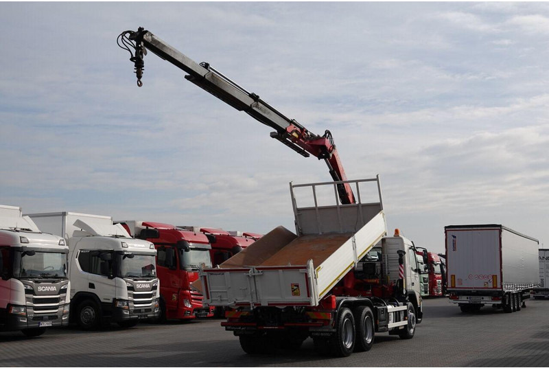 Volvo FMX 370 / 6X4 / WYWROTKA + HDS FASSI F165XP / MAX UDŹWIG 5200KG - Damperli kamyon: fotoğraf 4 Volvo FMX 370 / 6X4 / WYWROTKA + HDS FASSI F165XP / MAX UDŹWIG 5200KG - Damperli kamyon: fotoğraf 4