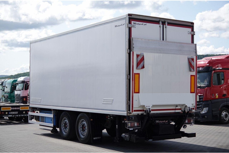 Wielton PRZYCZEPA CHŁODNIA / IGLOOCAR / THERMO KING - FRIGOBLOCK / WINDA - Refrijeratör römork: fotoğraf 4 Wielton PRZYCZEPA CHŁODNIA / IGLOOCAR / THERMO KING - FRIGOBLOCK / WINDA - Refrijeratör römork: fotoğraf 4