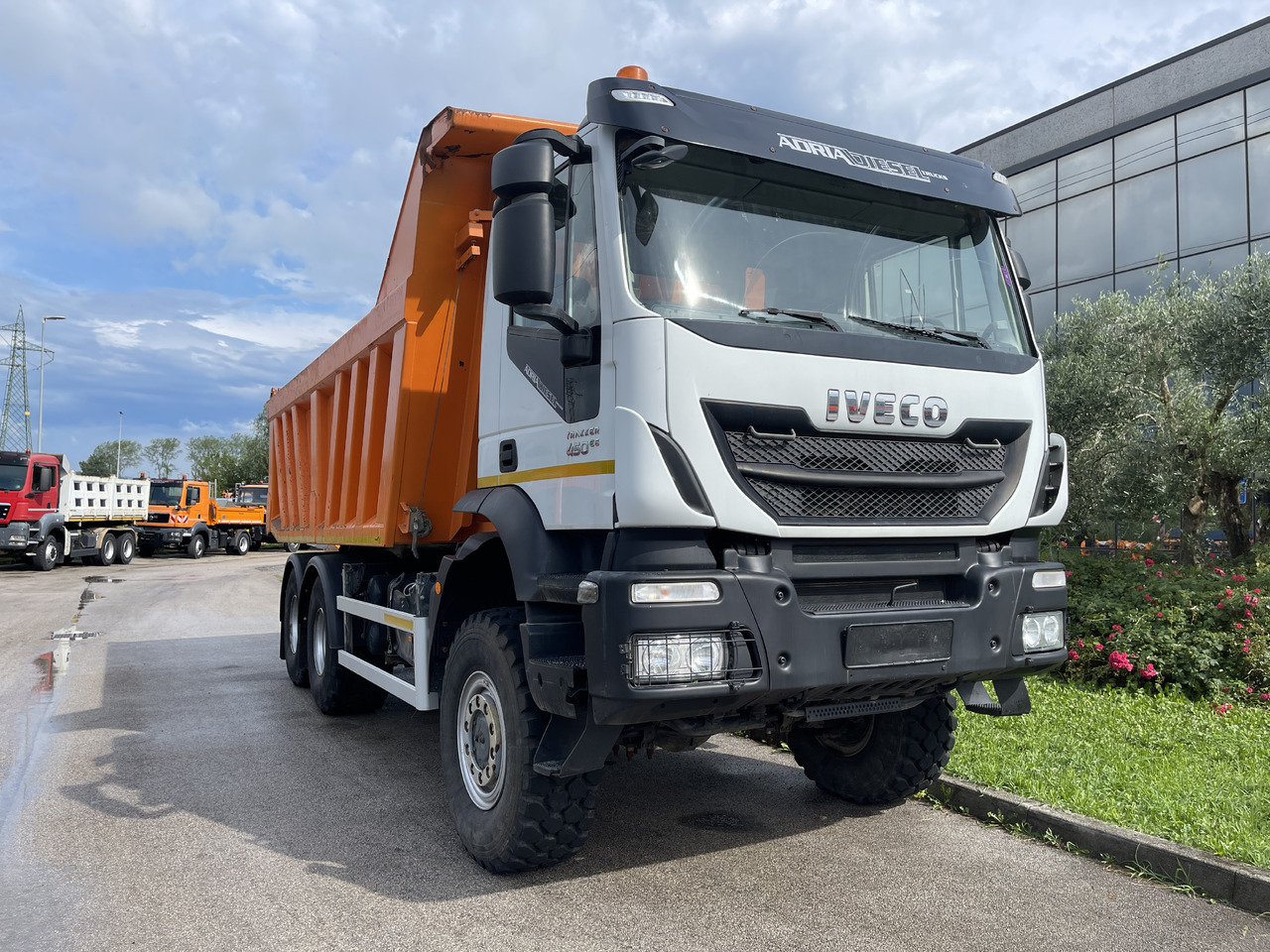 IVECO Trakker 450 - Damperli kamyon: fotoğraf 1 IVECO Trakker 450 - Damperli kamyon: fotoğraf 1
