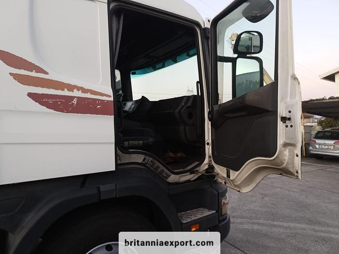 SCANIA P 124G 400 CP19 Euro 2 | Manual Pump | 4x2 Tractor Unit | Heavy-Duty - Çekici: fotoğraf 5 SCANIA P 124G 400 CP19 Euro 2 | Manual Pump | 4x2 Tractor Unit | Heavy-Duty - Çekici: fotoğraf 5