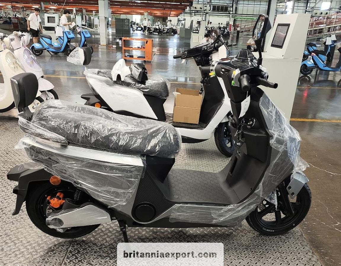 LUYUAN MKK Pro Max 80 Km/h Electric Scooter - Motosiklet: fotoğraf 2 LUYUAN MKK Pro Max 80 Km/h Electric Scooter - Motosiklet: fotoğraf 2