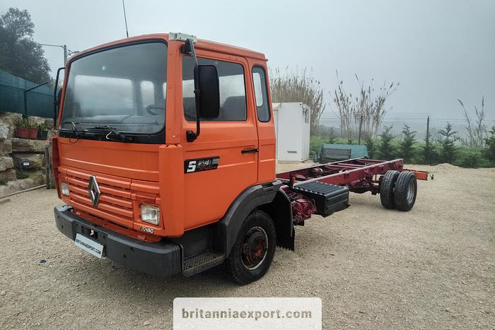 RENAULT Midliner S120 Turbo | Perkins 3.9 diesel engine | ZF manual - Şasi kamyon: fotoğraf 3 RENAULT Midliner S120 Turbo | Perkins 3.9 diesel engine | ZF manual - Şasi kamyon: fotoğraf 3