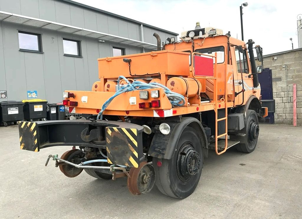 Unimog 1650 4x4 ZAGRO SCHIENEN TWO WAY RAIL ROAD - Atık toplama taşıt/ Özel amaçlı taşıt: fotoğraf 2 Unimog 1650 4x4 ZAGRO SCHIENEN TWO WAY RAIL ROAD - Atık toplama taşıt/ Özel amaçlı taşıt: fotoğraf 2