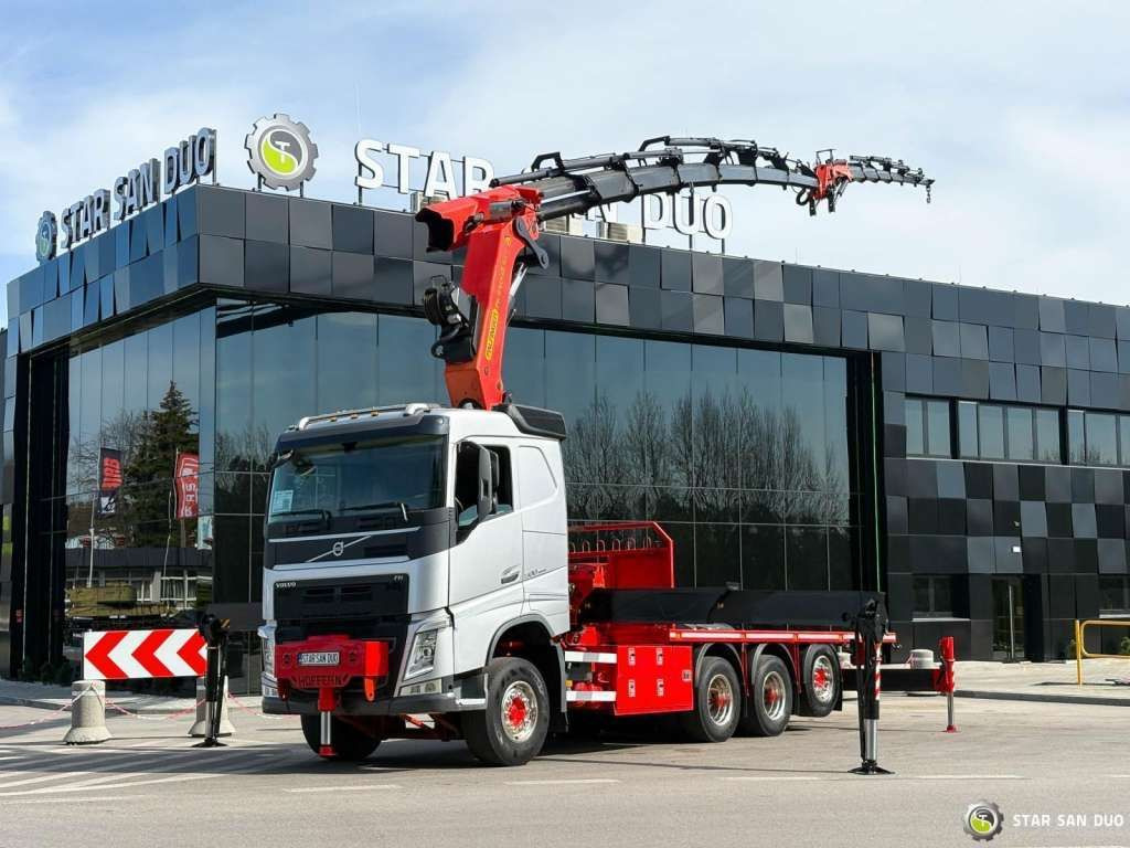Volvo FH 500 8x4*4 PK65002 Fly JIB Crane 7456 h Winch - Çekici: fotoğraf 2 Volvo FH 500 8x4*4 PK65002 Fly JIB Crane 7456 h Winch - Çekici: fotoğraf 2
