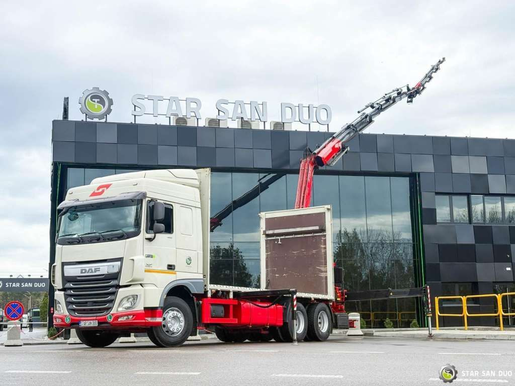 DAF XF 440 6x2 Fassi F365 FLY JIBCranePallet Grippe - Vinçli kamyon: fotoğraf 1 DAF XF 440 6x2 Fassi F365 FLY JIBCranePallet Grippe - Vinçli kamyon: fotoğraf 1