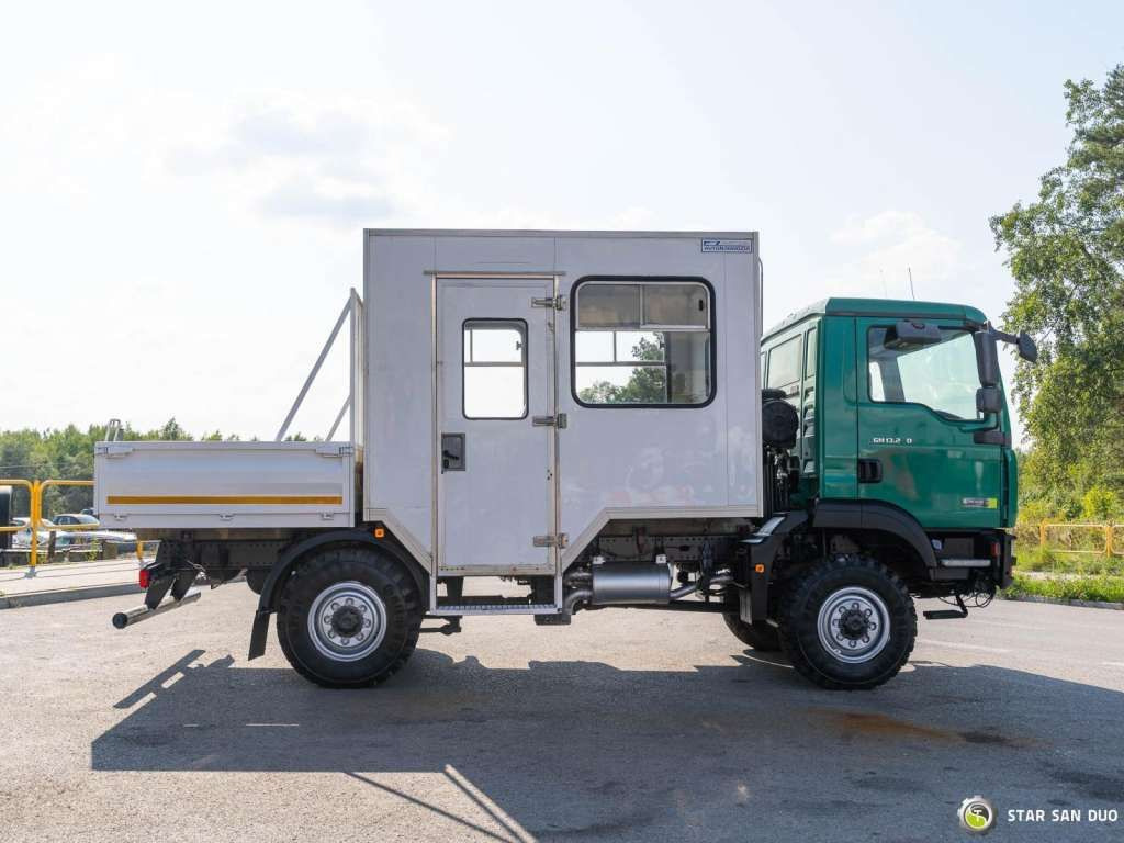 MAN  TGM 13.240 4x4 BL Double Cab Camper BUS - Şasi kamyon: fotoğraf 2 MAN  TGM 13.240 4x4 BL Double Cab Camper BUS - Şasi kamyon: fotoğraf 2