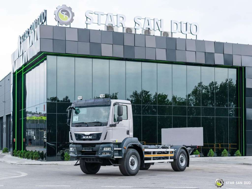 MAN TGM 18.290 4x4 Chassis Camper Single Wheels - Şasi kamyon: fotoğraf 1 MAN TGM 18.290 4x4 Chassis Camper Single Wheels - Şasi kamyon: fotoğraf 1