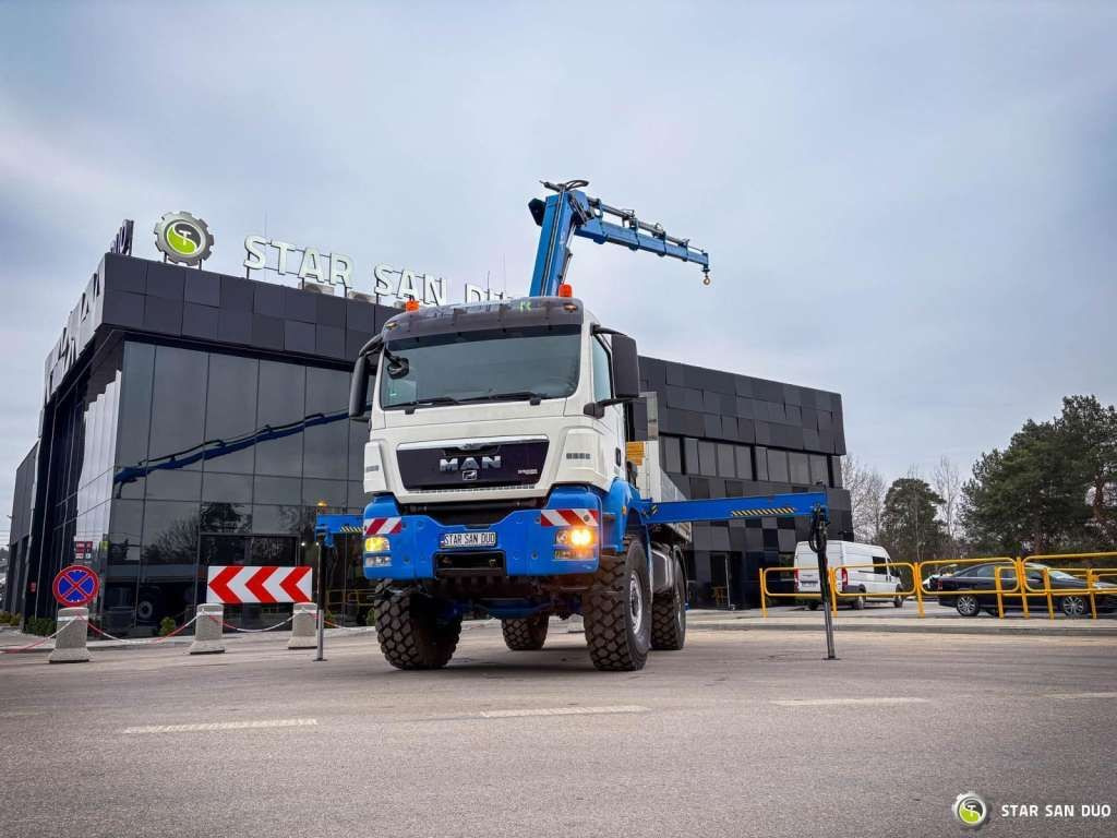 MAN TGS 18.440 4x4 HIAB 166 E-4 CRANE KRAN MAN TGS 18.440 4x4 HIAB 166 E-4 CRANE KRAN - Vinçli kamyon, Sal/ Açık kasa kamyon: fotoğraf 3 MAN TGS 18.440 4x4 HIAB 166 E-4 CRANE KRAN MAN TGS 18.440 4x4 HIAB 166 E-4 CRANE KRAN - Vinçli kamyon, Sal/ Açık kasa kamyon: fotoğraf 3