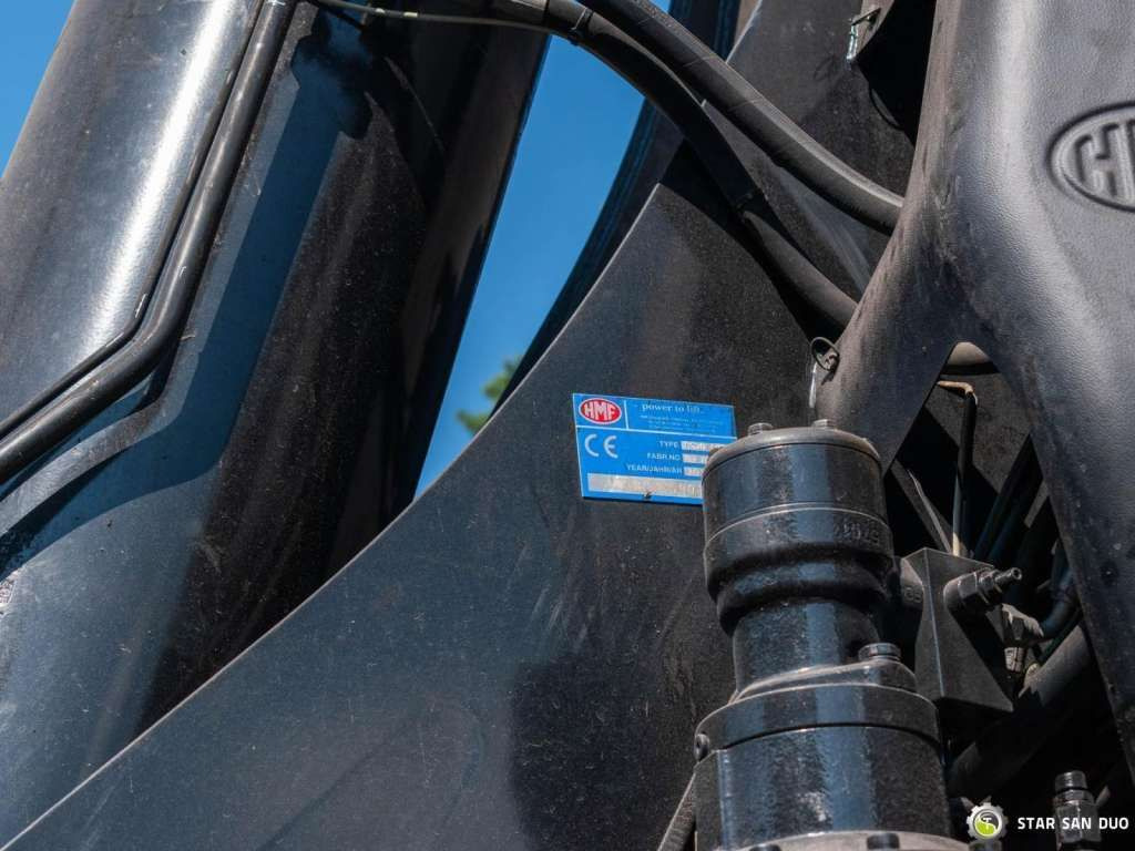 Vinçli kamyon Mercedes-Benz  AROCS 3251 8x4 HMF 8520 Fly Jib Winch: fotoğraf 26