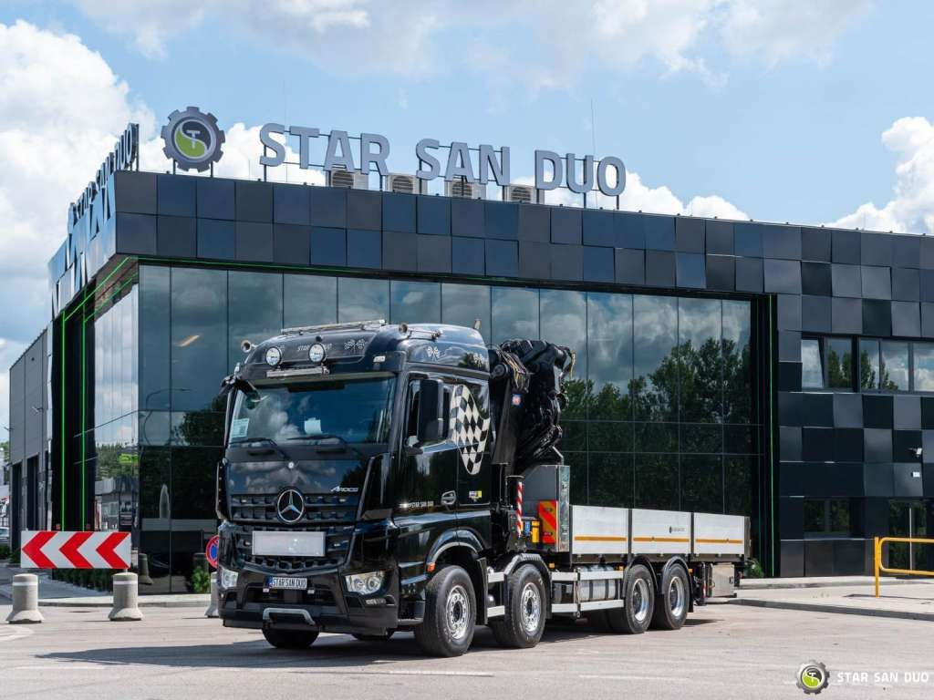 Vinçli kamyon Mercedes-Benz  AROCS 3251 8x4 HMF 8520 Fly Jib Winch: fotoğraf 8