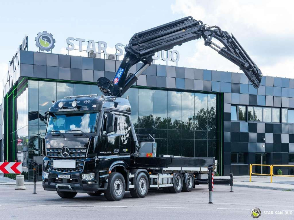 Vinçli kamyon Mercedes-Benz  AROCS 3251 8x4 HMF 8520 Fly Jib Winch: fotoğraf 6