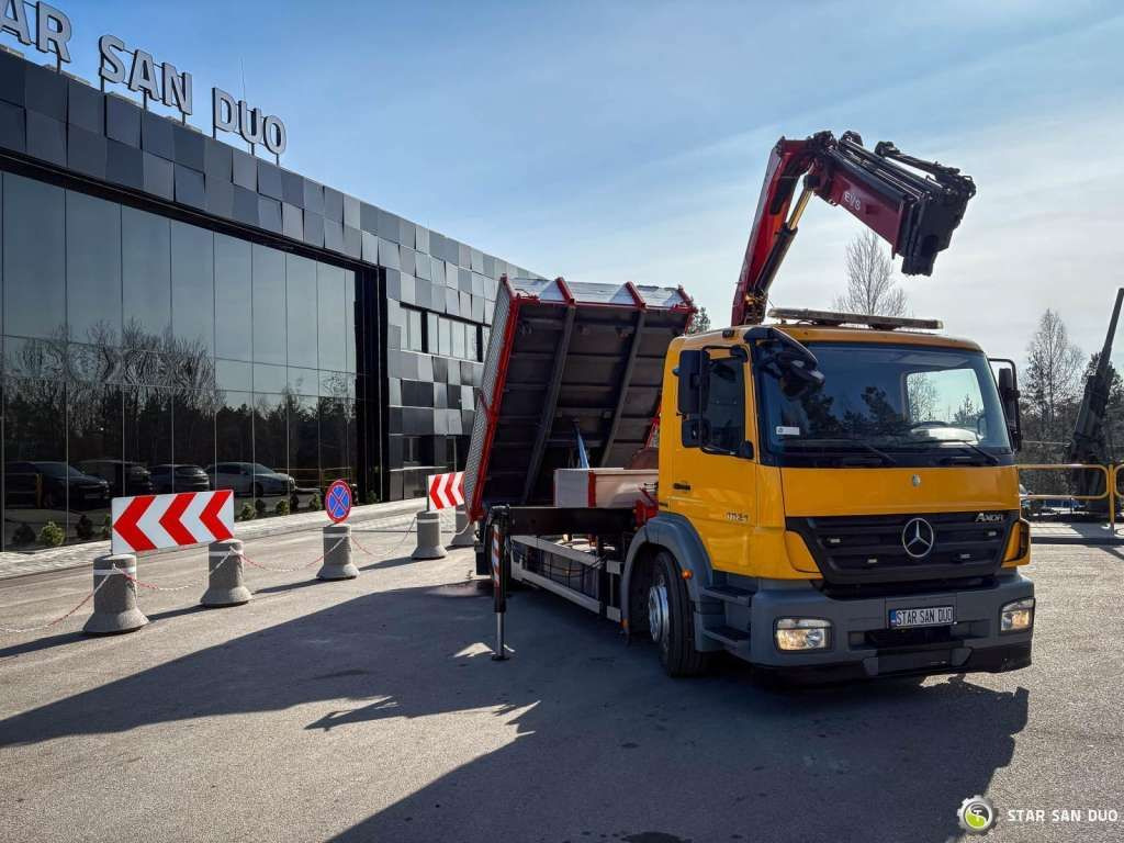 Mercedes-Benz AXOR 1824 4x2 HMF 975 HDS Crane Rotator Kipper Mercedes-Benz AXOR 1824 4x2 HMF 975 HDS Crane Rotator Kipper - Damperli kamyon: fotoğraf 2 Mercedes-Benz AXOR 1824 4x2 HMF 975 HDS Crane Rotator Kipper Mercedes-Benz AXOR 1824 4x2 HMF 975 HDS Crane Rotator Kipper - Damperli kamyon: fotoğraf 2