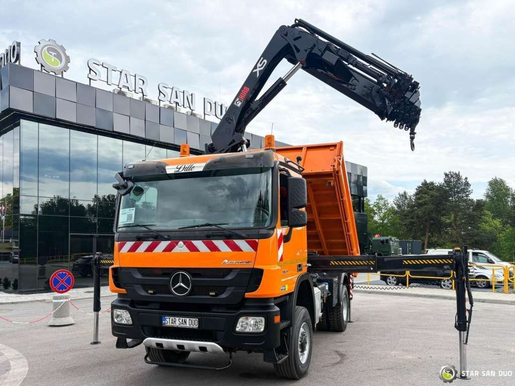 Mercedes-Benz Actros 1841 AK 4x4 Hiab 288E-7 Crane Kipper - Vinçli kamyon: fotoğraf 4 Mercedes-Benz Actros 1841 AK 4x4 Hiab 288E-7 Crane Kipper - Vinçli kamyon: fotoğraf 4