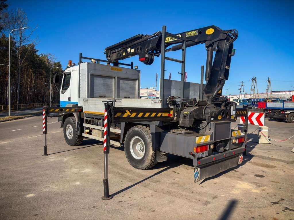 Renault KERAX 270 4x4 PALFINGER PK 16502 CRANE WINCH - Vinçli kamyon, Sal/ Açık kasa kamyon: fotoğraf 4 Renault KERAX 270 4x4 PALFINGER PK 16502 CRANE WINCH - Vinçli kamyon, Sal/ Açık kasa kamyon: fotoğraf 4
