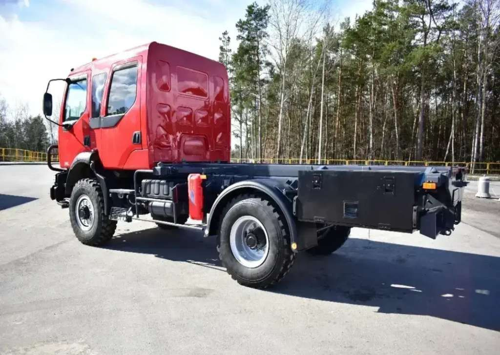 Renault  MIDLUM 4x4 DOKA Brigade Double Cabin Camper - Şasi kamyon: fotoğraf 4 Renault  MIDLUM 4x4 DOKA Brigade Double Cabin Camper - Şasi kamyon: fotoğraf 4