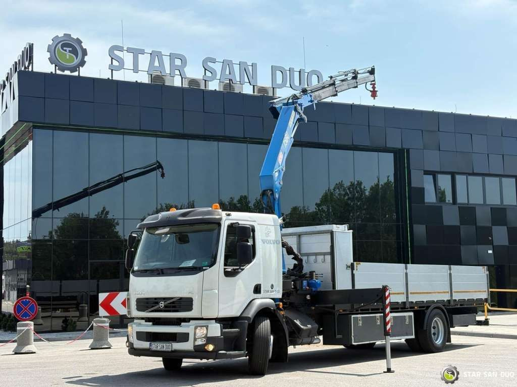 Volvo FE 240 4x2 HMF 1560 K3 HDS Rotator Crane Kran - Vinçli kamyon: fotoğraf 1 Volvo FE 240 4x2 HMF 1560 K3 HDS Rotator Crane Kran - Vinçli kamyon: fotoğraf 1