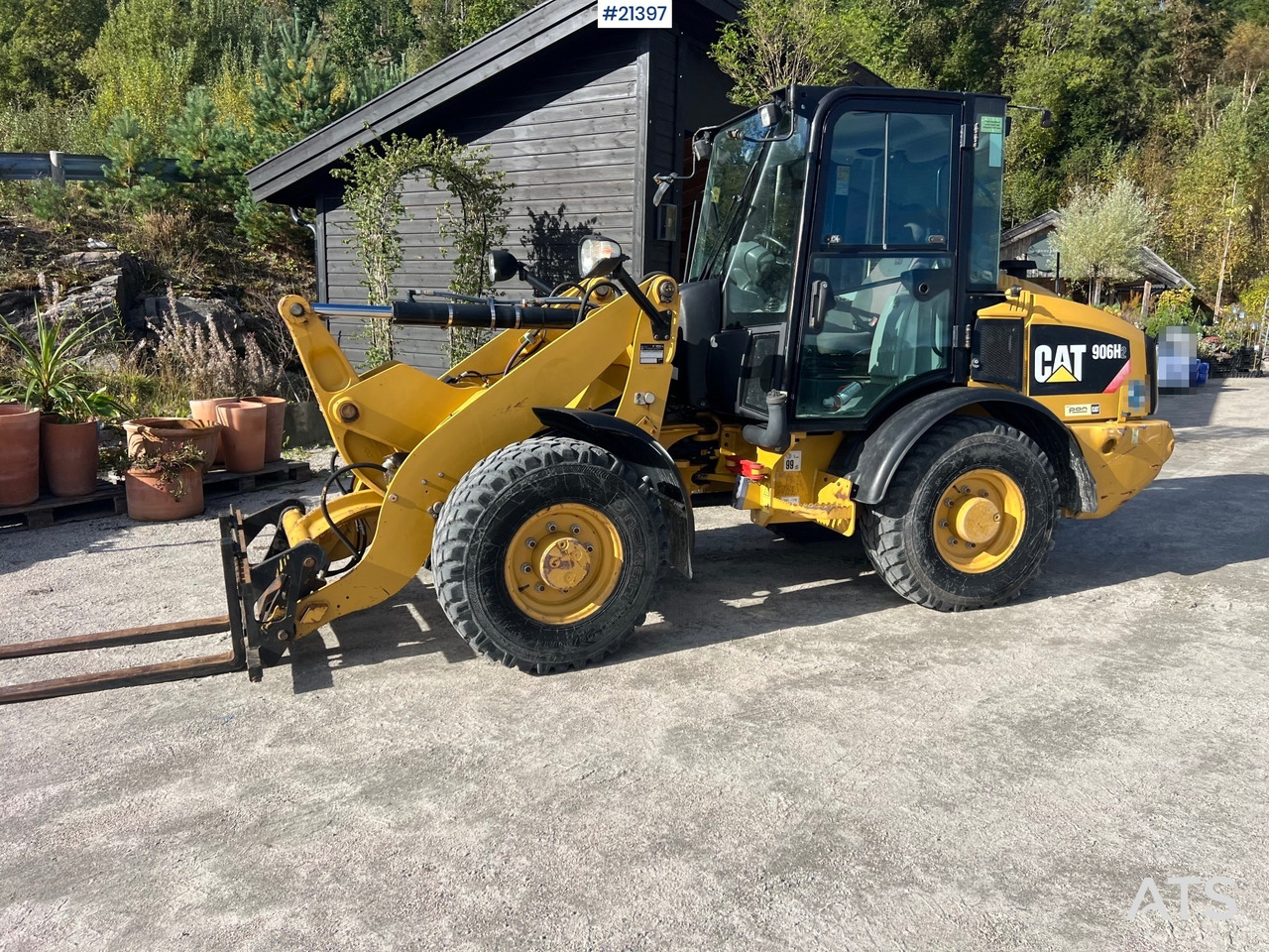 CAT 906H2 - Tekerlekli yükleyici: fotoğraf 2 CAT 906H2 - Tekerlekli yükleyici: fotoğraf 2