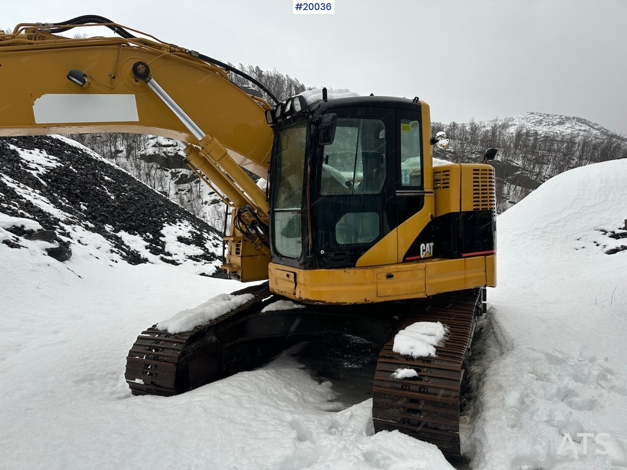 Caterpillar 321C LCR - Ekskavatör: fotoğraf 2 Caterpillar 321C LCR - Ekskavatör: fotoğraf 2