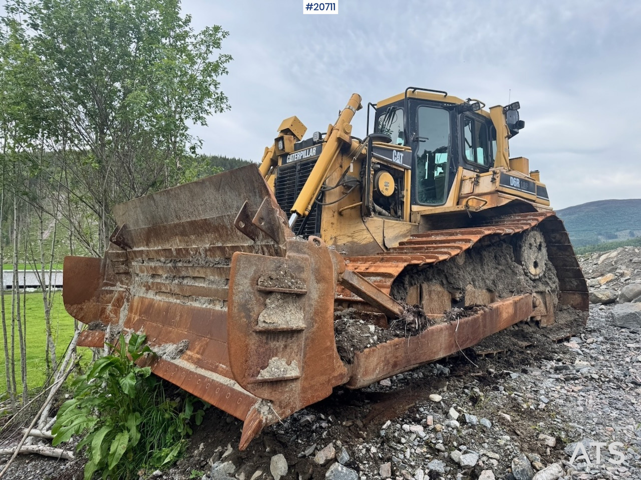Caterpillar D6R LGP - Buldozer: fotoğraf 1 Caterpillar D6R LGP - Buldozer: fotoğraf 1