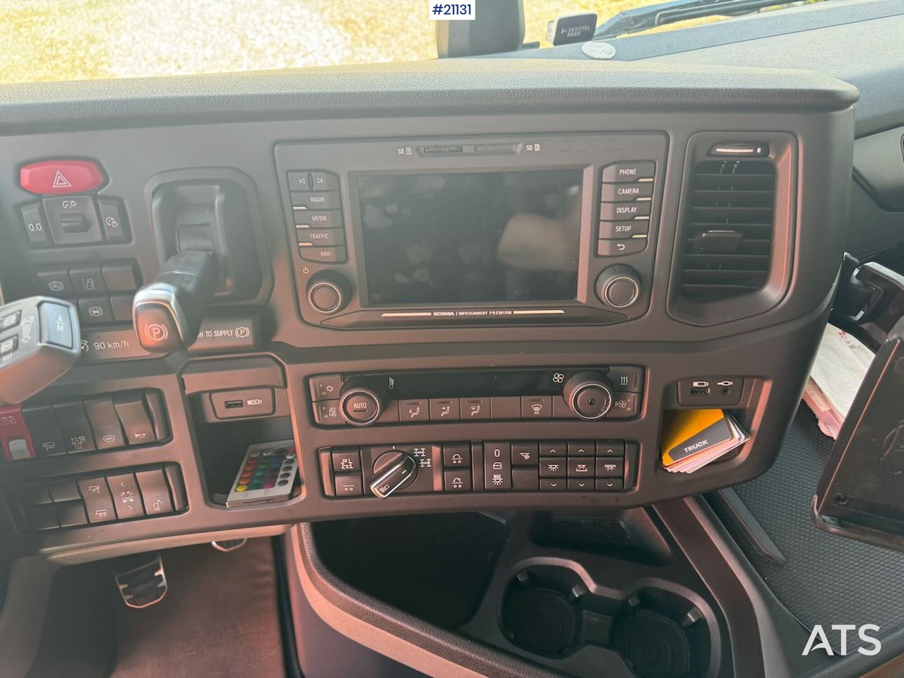 Çekici Scania S660: fotoğraf 22 Çekici Scania S660: fotoğraf 22