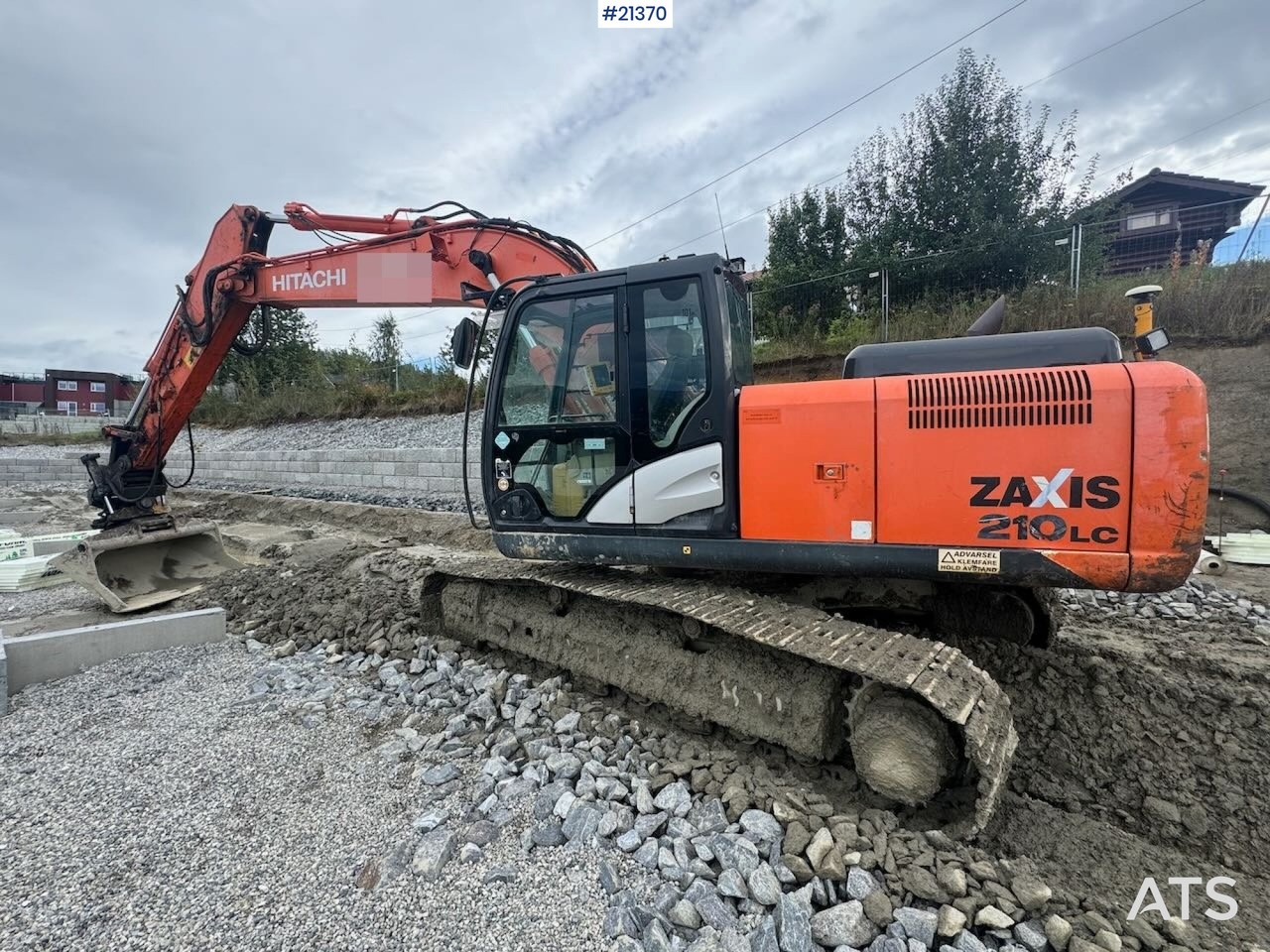 Hitachi ZX210LC-5B Beltegraver m/ tilt, skuffe og GPS. - Paletli ekskavatör: fotoğraf 1 Hitachi ZX210LC-5B Beltegraver m/ tilt, skuffe og GPS. - Paletli ekskavatör: fotoğraf 1